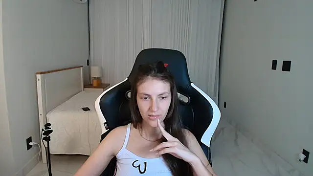 upssnowy Adlı Modelin Canlı XXX Sohbeti