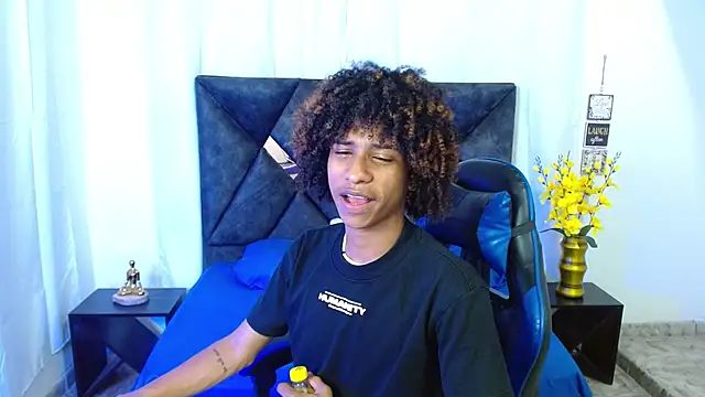 Chat XXX en directo de angelll18_