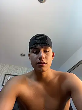 Lander_Cruz 现场XXX聊天