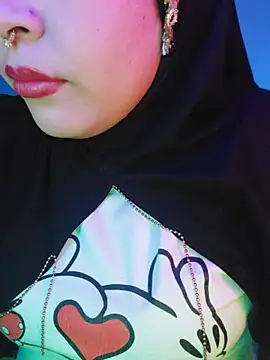 Elinaax Adlı Modelin Canlı XXX Sohbeti