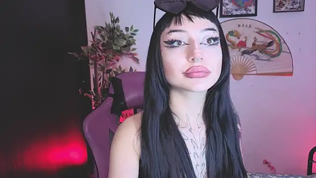 catipetite Chat XXX live