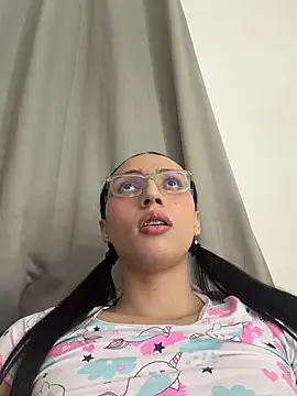 Im_lauritaa Chat XXX in diretta