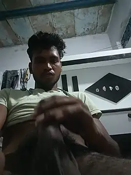 nude_boy12 Webcam Show