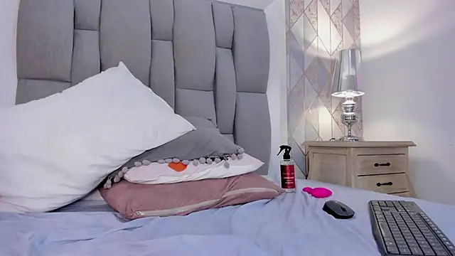 Chat XXX en directo de zoejenner_