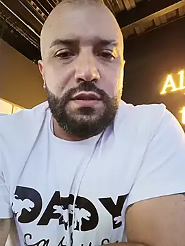 bardock_1's Live XXX Chat