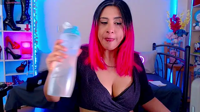 Czat XXX na żywo – Annie_p