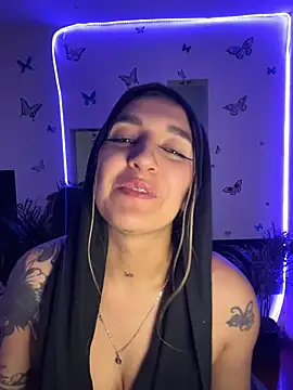 Lia-mitch Adlı Modelin Canlı XXX Sohbeti