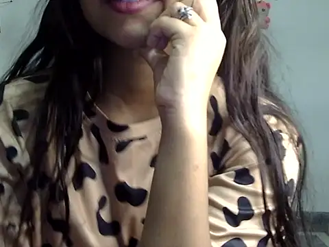 Glamorous_Shona Live XXX-Chat
