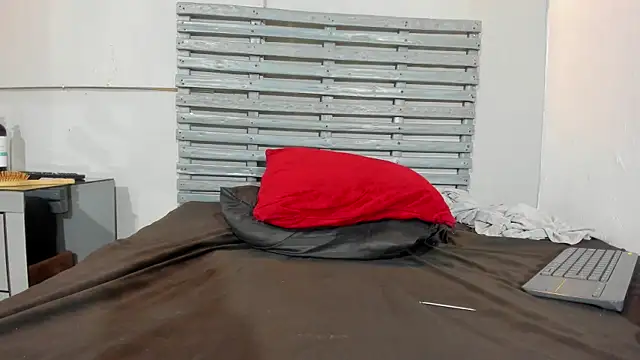 Show de Thomas_Woolf na webcam