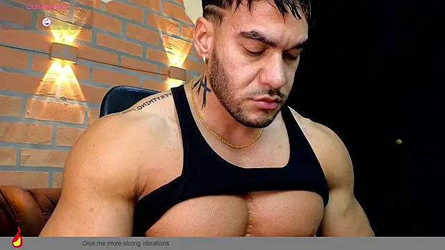 Czat XXX na żywo – zac_levis_