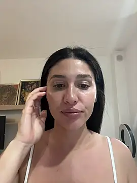 IrisBlues' Live XXX Chat