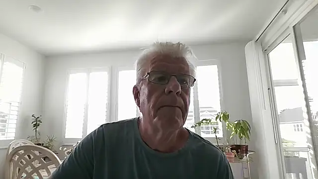 NeoOnSC: онлайн-секс-чат