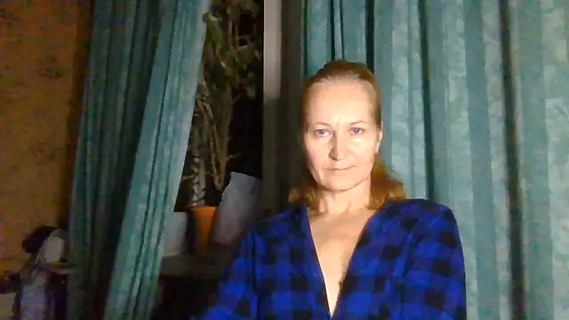 XXX chat uživo modela AmellyGrand