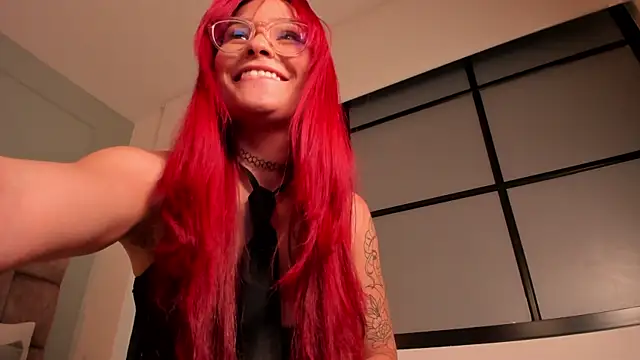 Chatroom XXX en direct de mae_lyra