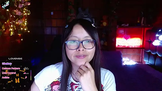 Chatroom XXX en direct de MidoriQuiinn
