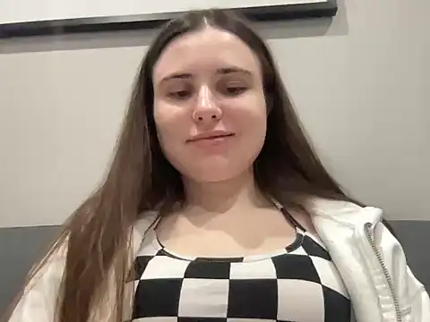XXX chat uživo modela Olyshaa