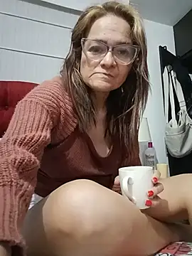 Dannial51 XXX чат на живо