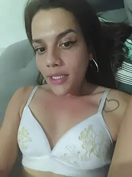 Chat +18 de MeninaSapeca ao vivo