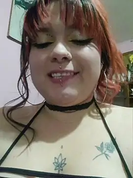 curvy_latina's Live XXX Chat