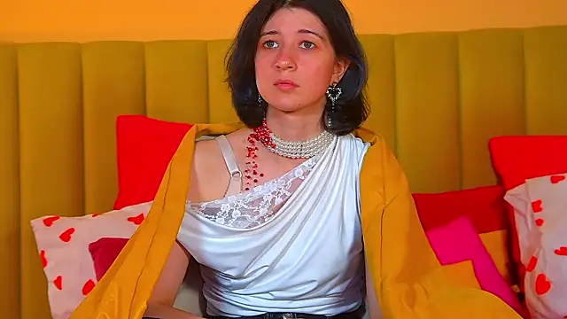 AnneAvelin Adlı Modelin Canlı XXX Sohbeti