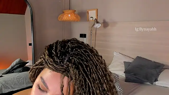nayah__'s Live XXX Chat