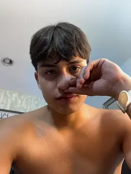 Lander_Cruz's Webcam Show