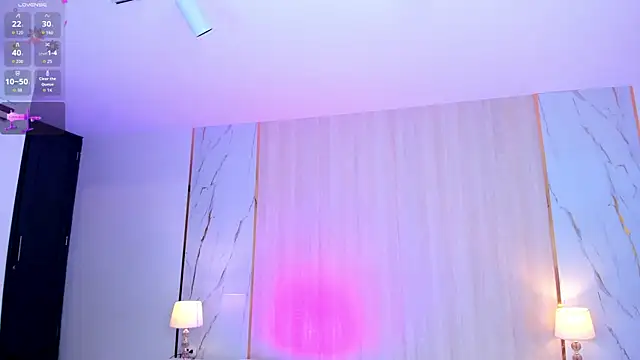 Chat XXX en directo de CandyRouse__