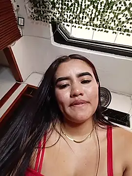 AlanaMontiel's Live XXX Chat