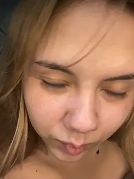 Chat XXX ao vivo de coupleyys