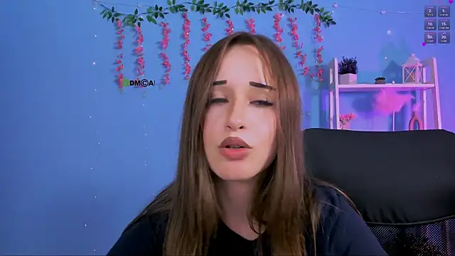 eira_mouse Live XXX Chat
