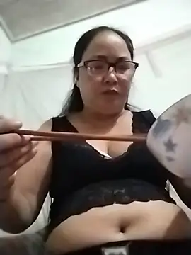 Chat +18 de Naaya8109 ao vivo