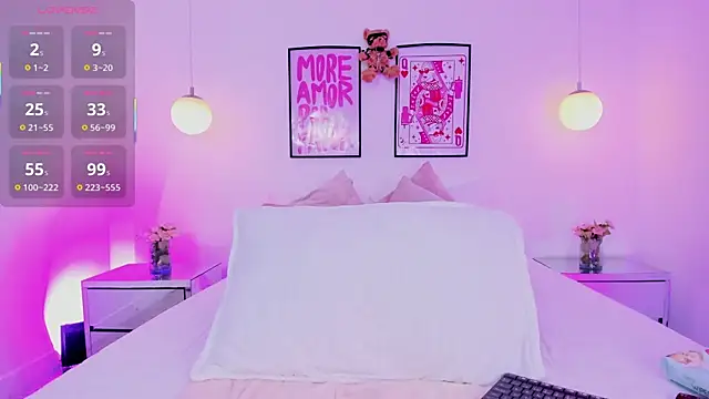 צ'אט XXX בשידור חי של caaty7