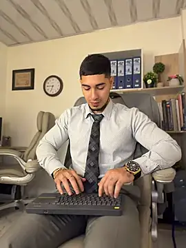 Онлайн чат XXX Dimitri_Colleman