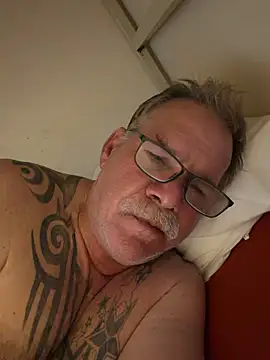 Caesar_Baxter – Naživo XXX chat