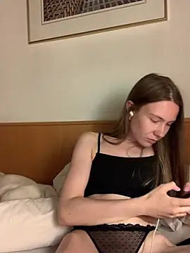 Chat +18 de midnight_ballerina_ ao vivo