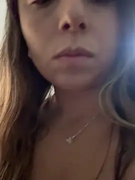 Xara_Nox Adlı Modelin Canlı XXX Sohbeti