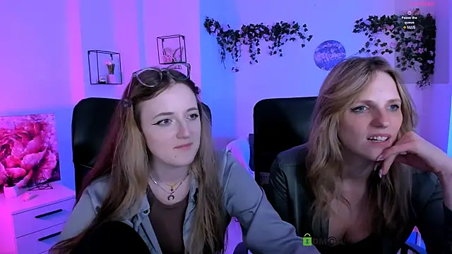Pokazy przed kamerką – luna_berryy