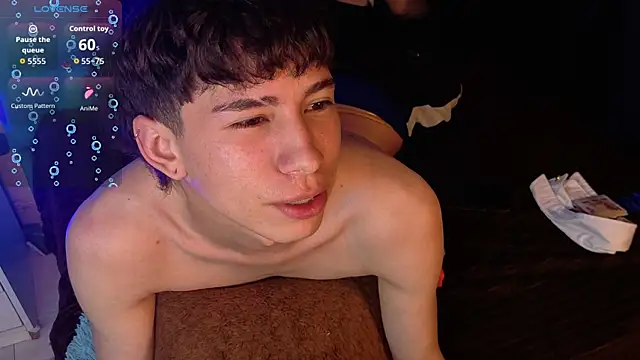 XXX chat uživo modela Kael_Prince