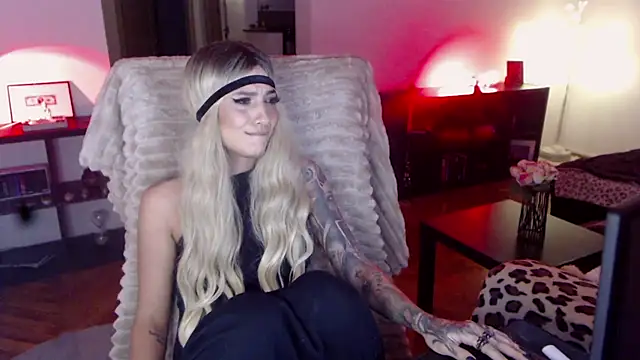 missJen111 XXX чат на живо