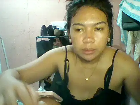 aniya_04 Adlı Modelin Canlı XXX Sohbeti