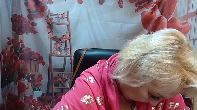 Chat +18 de RenataDaster ao vivo