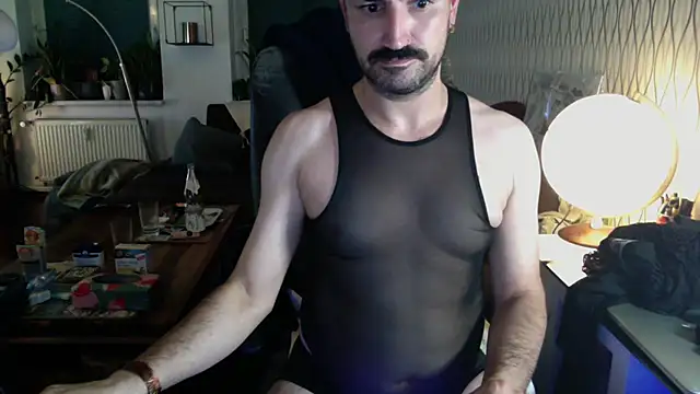 tomz0819 Live XXX-Chat