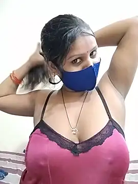 Chat +18 de hotyrani07 ao vivo