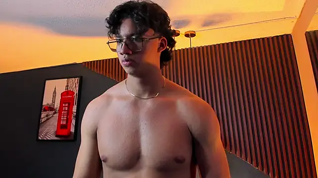 Axxel_Muscle Chat XXX live