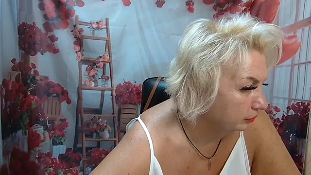 Chat XXX en directo de RenataDaster