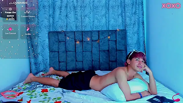 Chat XXX en directo de IhanKing