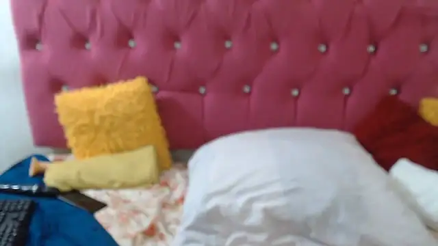 Chat XXX ao vivo de PEACHESX25x