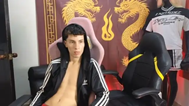 Czat XXX na żywo – Pride_couple