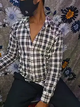 Yass_Daddy 现场XXX聊天