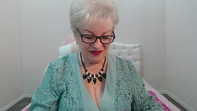 KayleSmoll Live XXX-chat